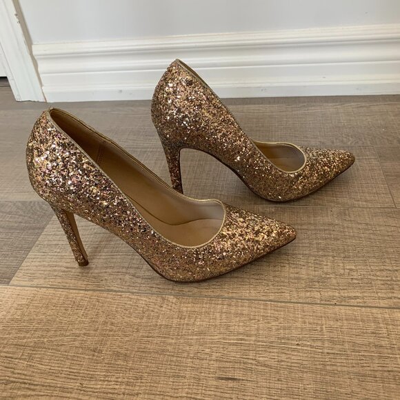 Call it Spring gold sparkly pointy heels size 8.5 - Picture 3 of 6